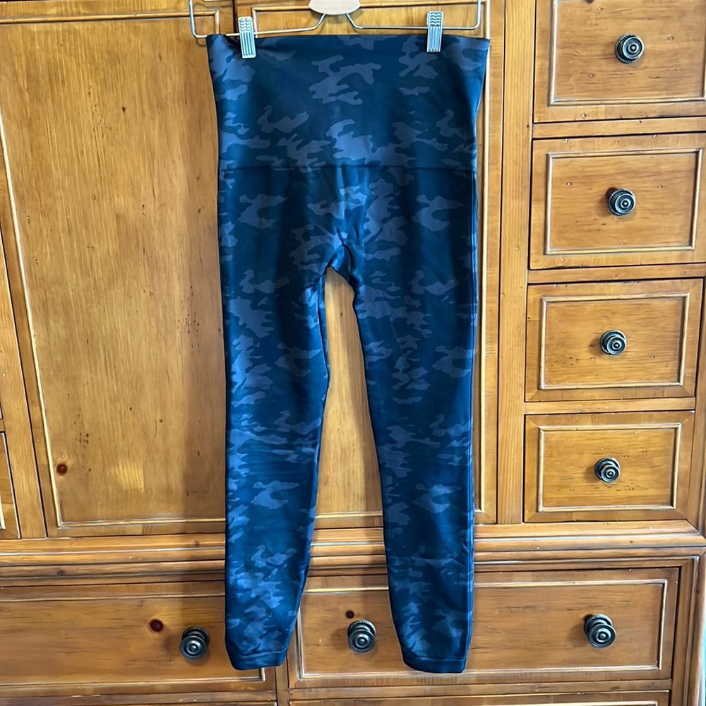 SPANX Camo Print High Waisted Seamless Knit Look At Me Now Leggings Size 1X